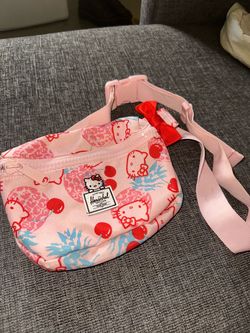Herschel hello kitty Sanrio Fanny pack