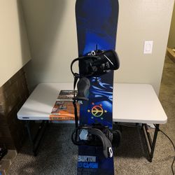 Burton Clash Snowboard 160, Bindings, Da Kine Travel Bag