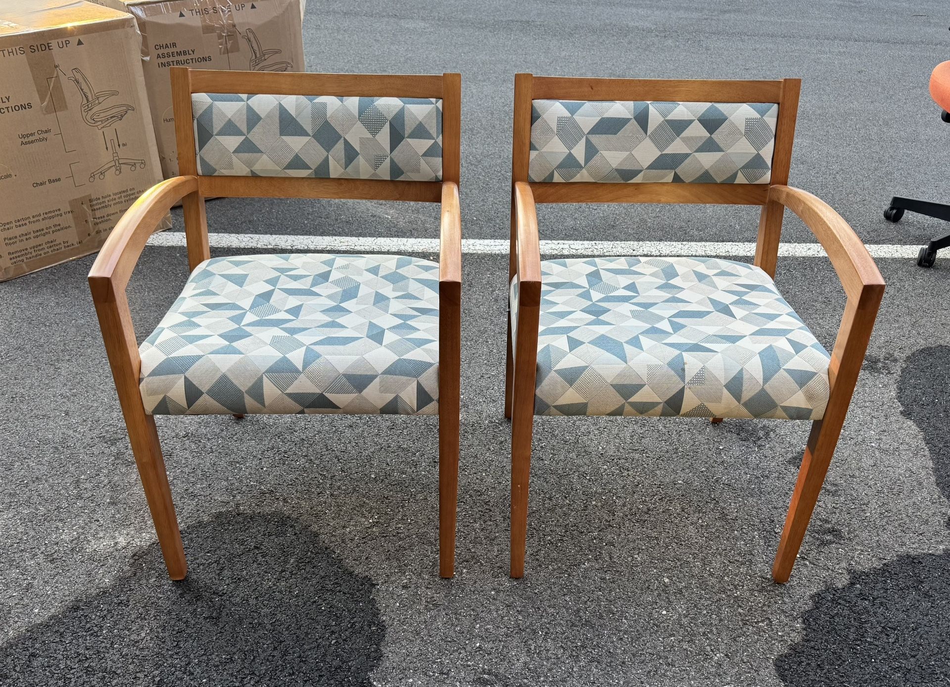 Hon Office Guest Chairs With Arms and Chevron Fabric