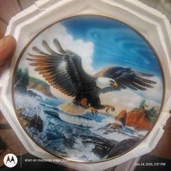 Antique collectible plates for sale inbox if interested some from Italy 20 each most some from the 70s alil more some have 23k gold plated