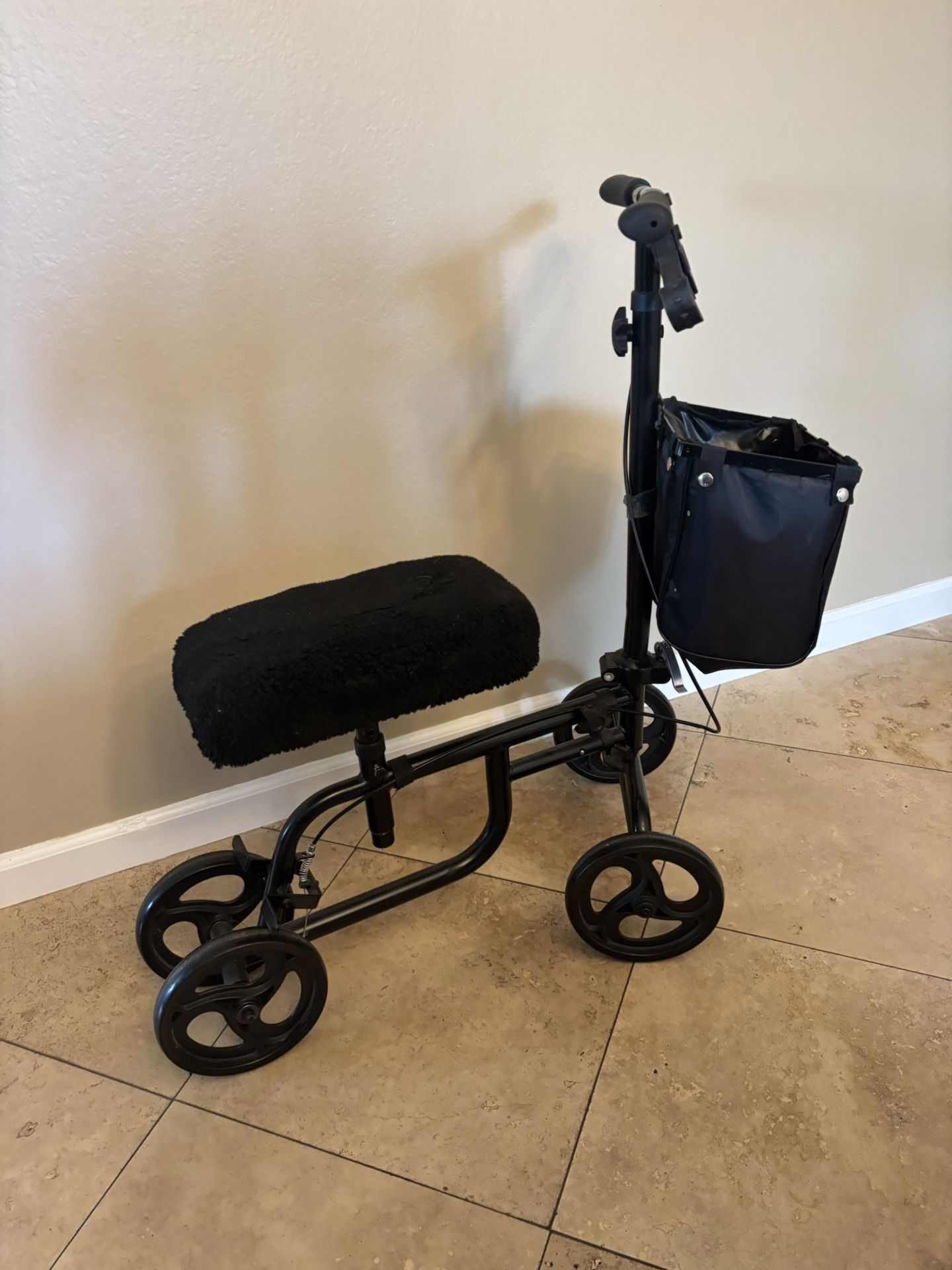 Knee Scooter