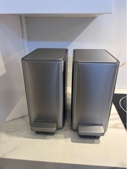 Kohler 6L Trashcans