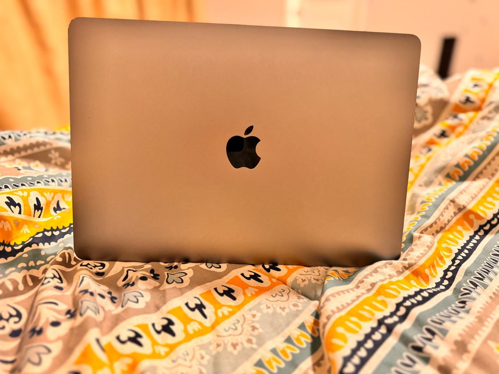 Macbook Pro 13.3inch