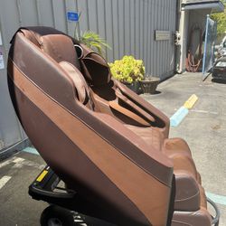 Massage Chair - 2D Zero Gravity