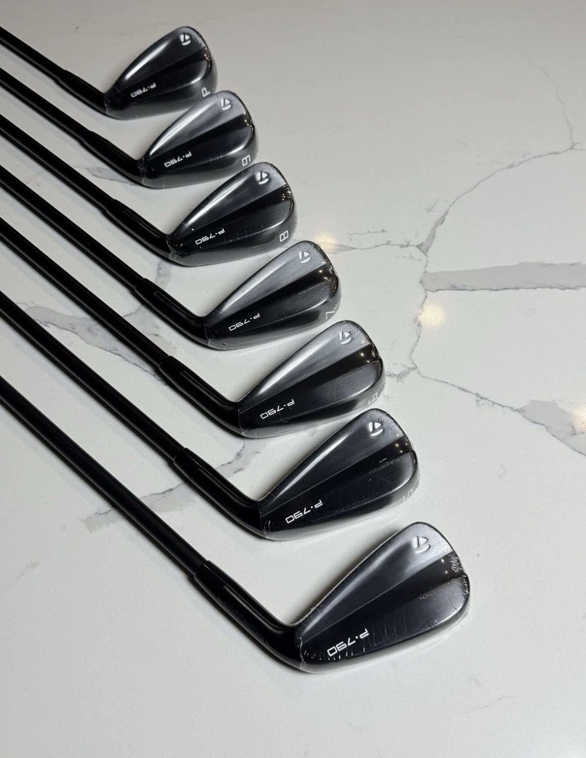 TaylorMade P790 Black Iron Set 4–PW | Dynamic Gold 105 S300