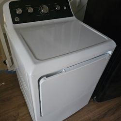 GE Electric Dryer In Great Shape 