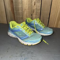 Fila Sneakers Size 7.5