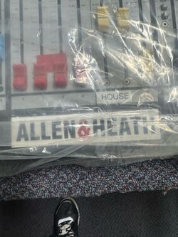 Allen & Heath Mixing Board 32 channels