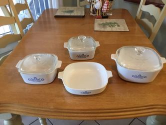 Corning ware blue cornflower set of 4