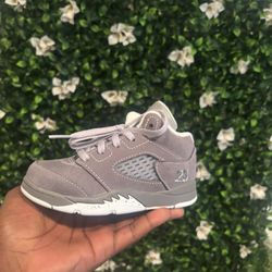 Jordan Wolf Gray “5” Toddlers 