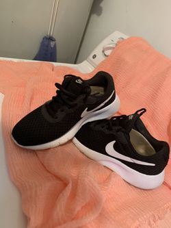 Nike size 3 like new