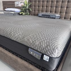 Luxury King Mattresses Cooling Hybrid New LIMITED STOCK Regular $798 Selling out for $548