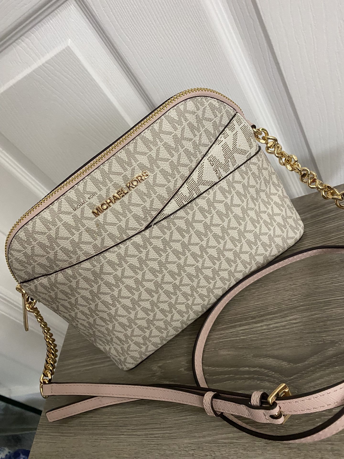 Hand Bag Michael Kors!open Box ( Ask For Price)