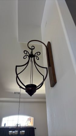 Elegant Metal Lanter