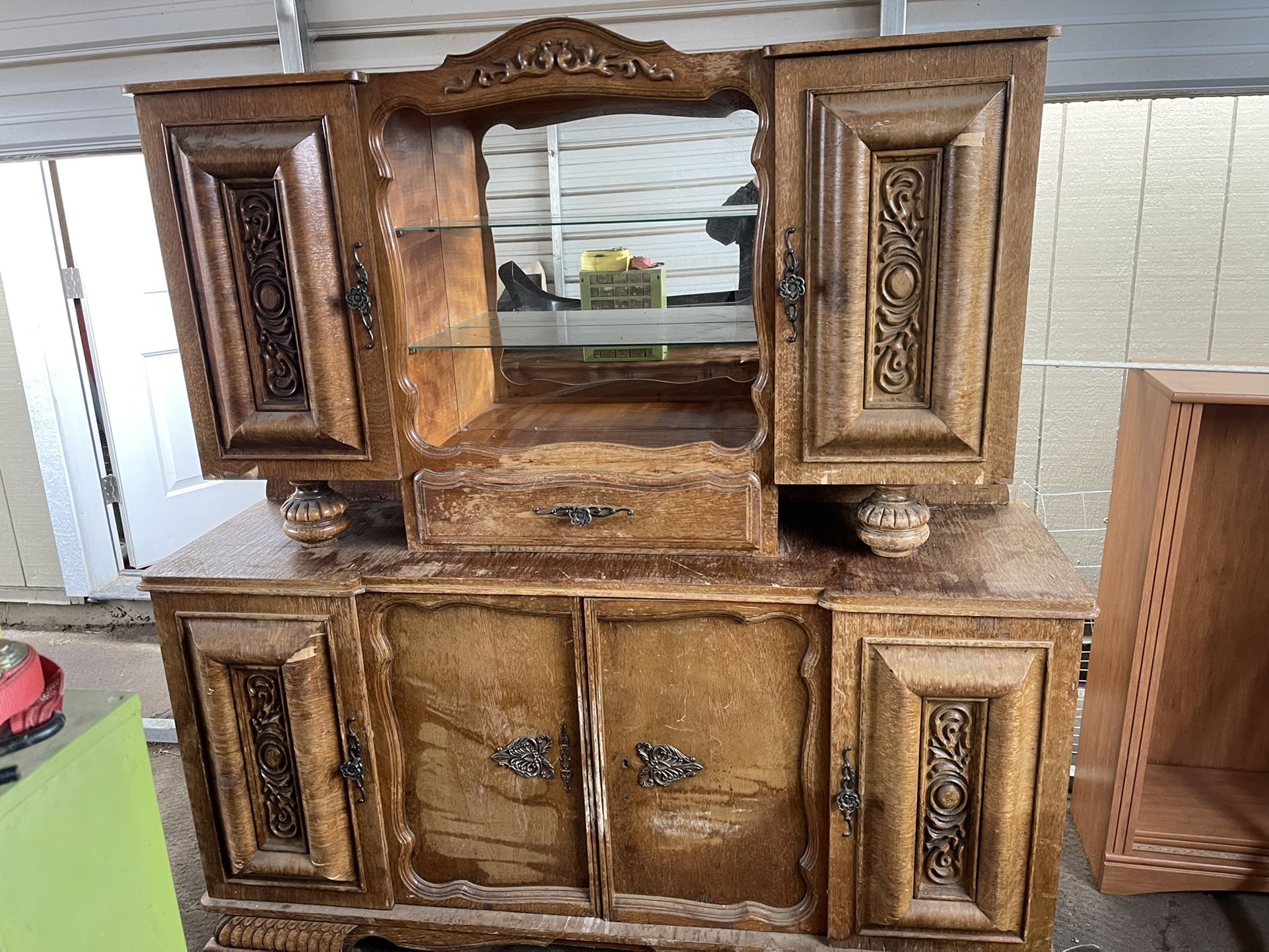 Antique Hutch Tiger Eye Oak 