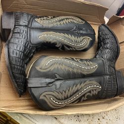  Cowboy Boots 6.5 