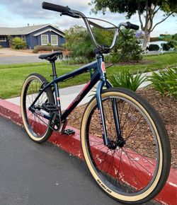 REDLINE SQUARE BACK 26” BMX