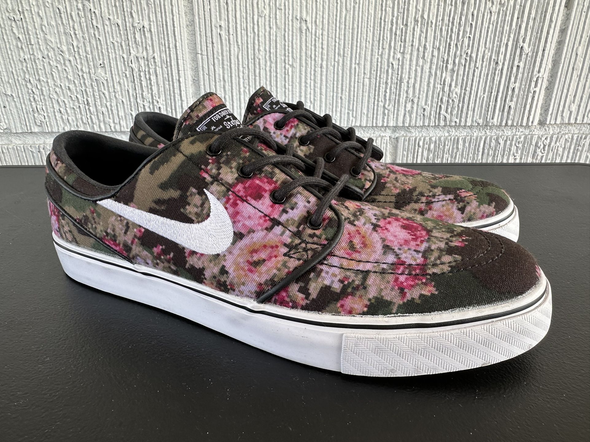 Nike SB Stefan Janoski Digi Floral Size 9