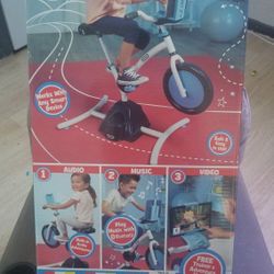 New PELICAN EXPLORE and FIT CYCLE for 3 to 7 KIDS 