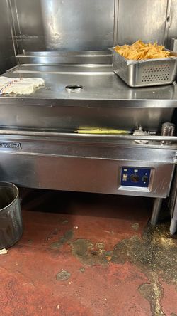 Cleveland Commercial Tilting Braising Pan
