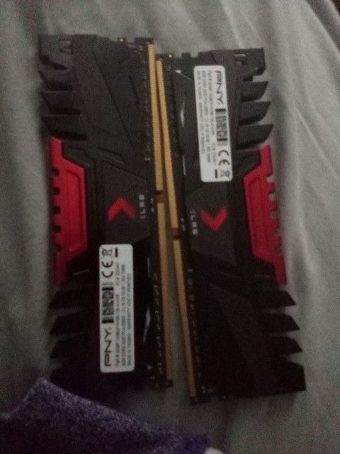 2x8 Ddr4 Ram