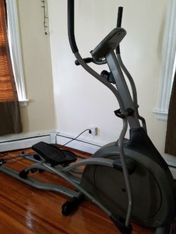 Elliptical Vision Fitness x6000 for Sale in Providence RI OfferUp