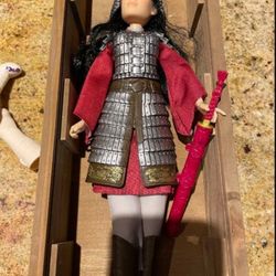 Disney Mulan Doll with Display Case 