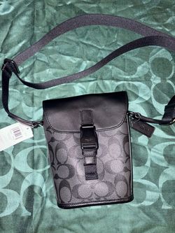 Coach Track Small Flap Crossbody Signature Black