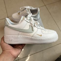 Women’s Nike AF1
