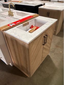 Bathroom vanity 30”