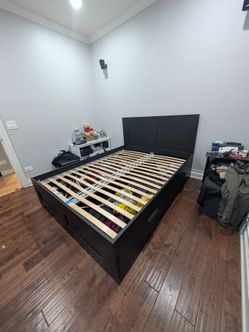 Ikea bed queen