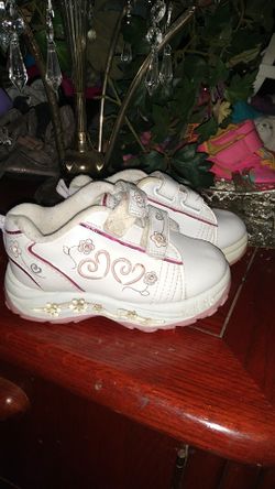 Size 8 girl shoes
