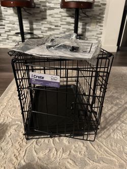 Dog crate