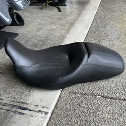 Harley Road Glide Seat