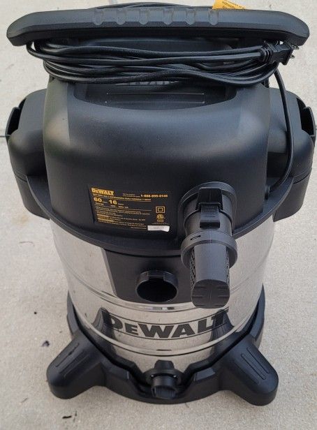 DEWALT 16 GALLON SHOP VAC