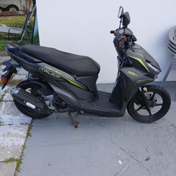 Matrix 150cc Scooter 
