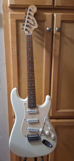 Squier Strat