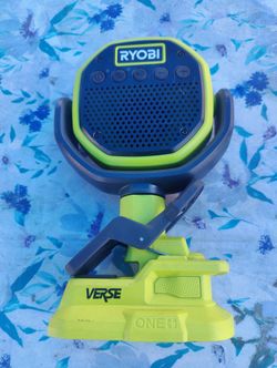 Ryobi ONE+ 18V Cordless VERSE Clamp Speaker (Tool Only)