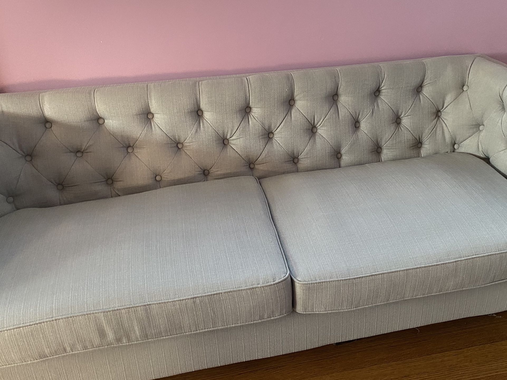 Like New - Sofa —pending Pick Up