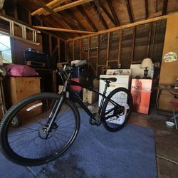 Sirrus x2.0 hybrid bicycle