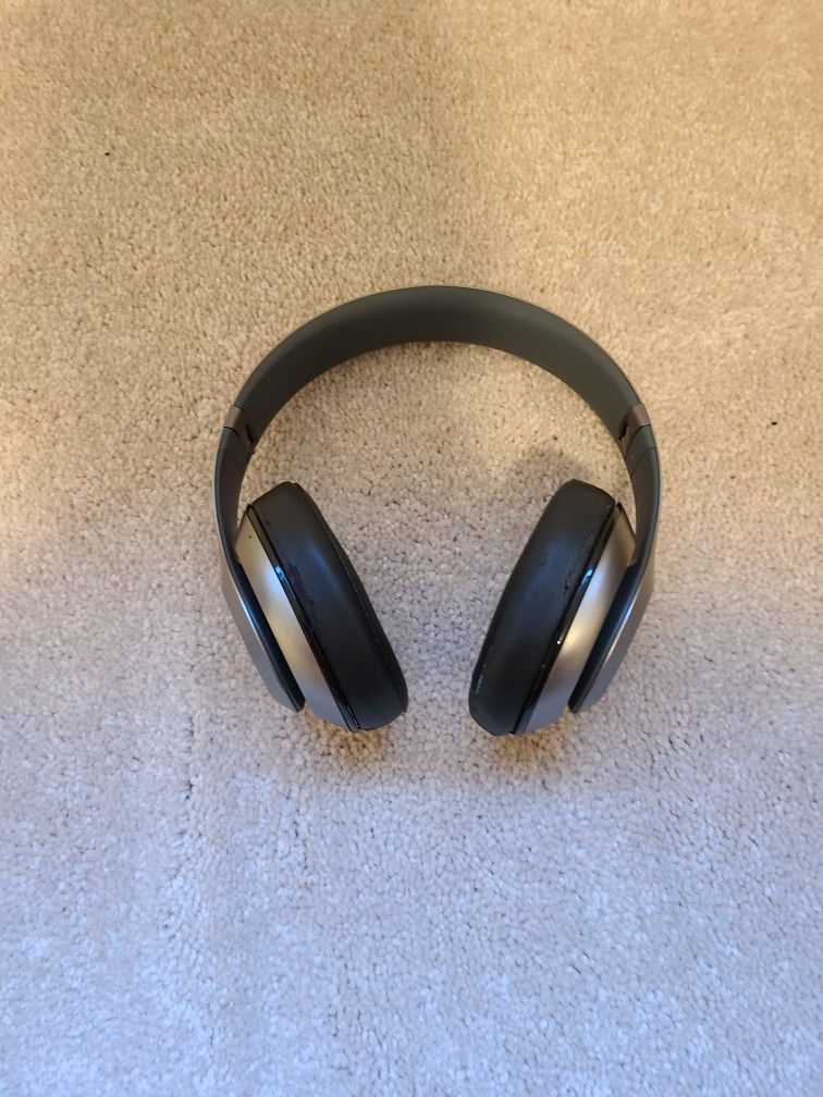 Beats Studio 2 Wireless Headphones