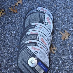 Milwaukee cut off wheel