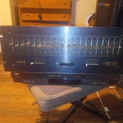 Dvd Player And Equalizer 15 Bucks Gets U Both  Of Them Both Work Fine