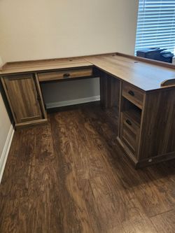 Wood L-Shaped Desk with Bookcase