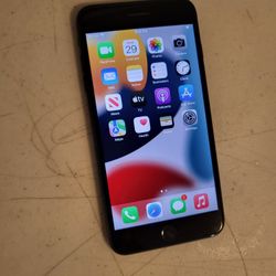 Apple iPhone 7 plus 32 GB AT&T BY CRICKET. WORK VERY WELL.PERFECT CONDITION. 