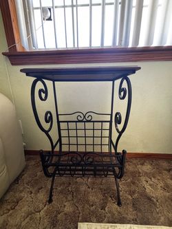 3 End tables