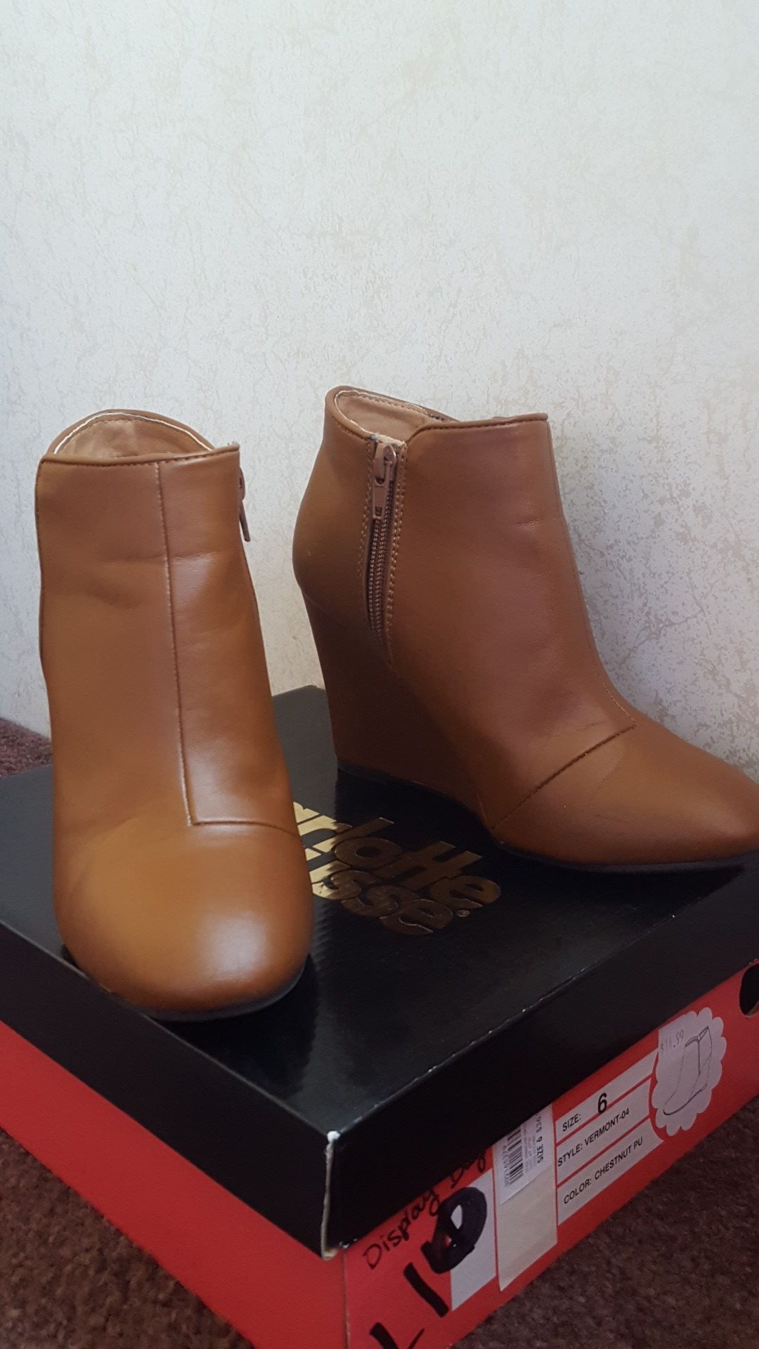 Vermont boots, Size 6