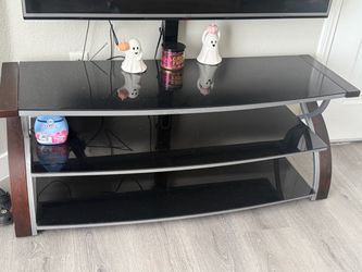 Tv stand 50 bucks obo