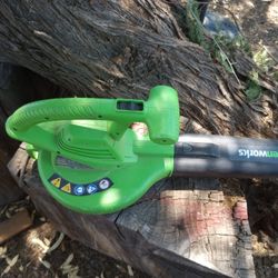 Leaf Blower 