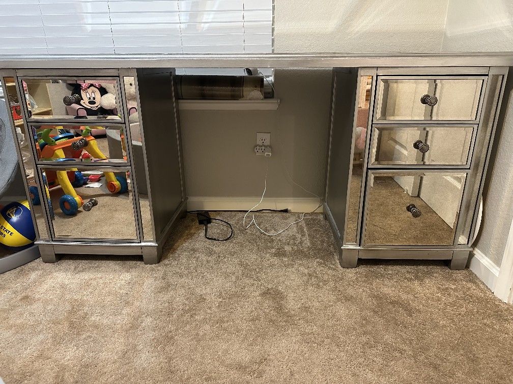 Pier 1 Hayworth Mirror Desk